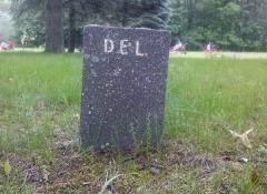 DEL tombstone